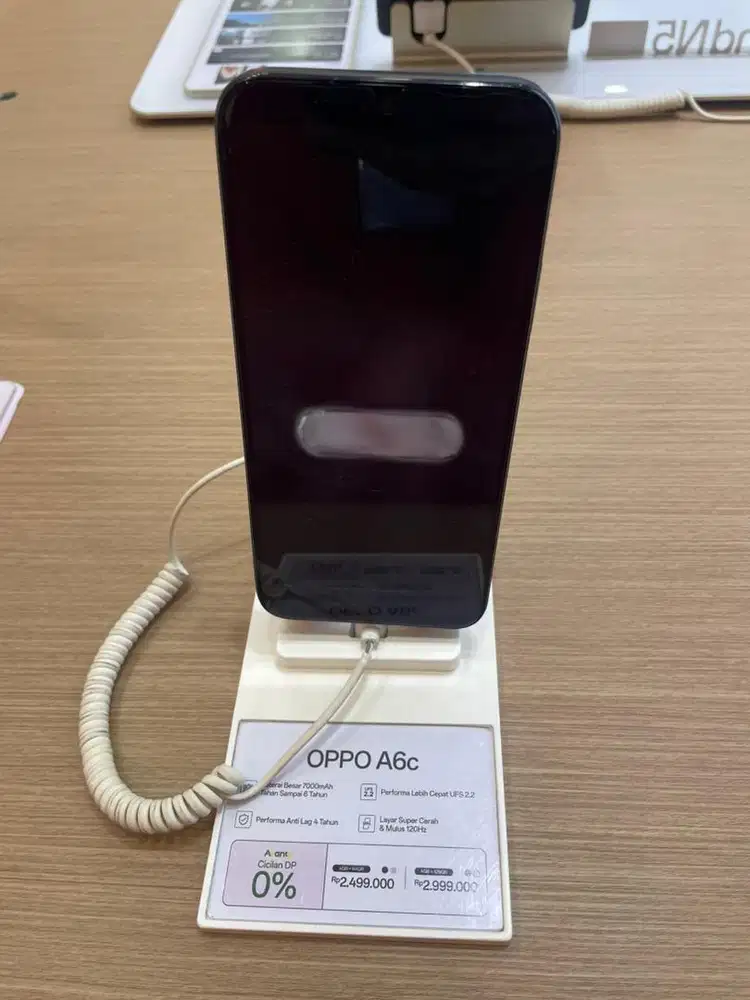 Segampang itu Kredit Oppo A6c melalui Home Credit!