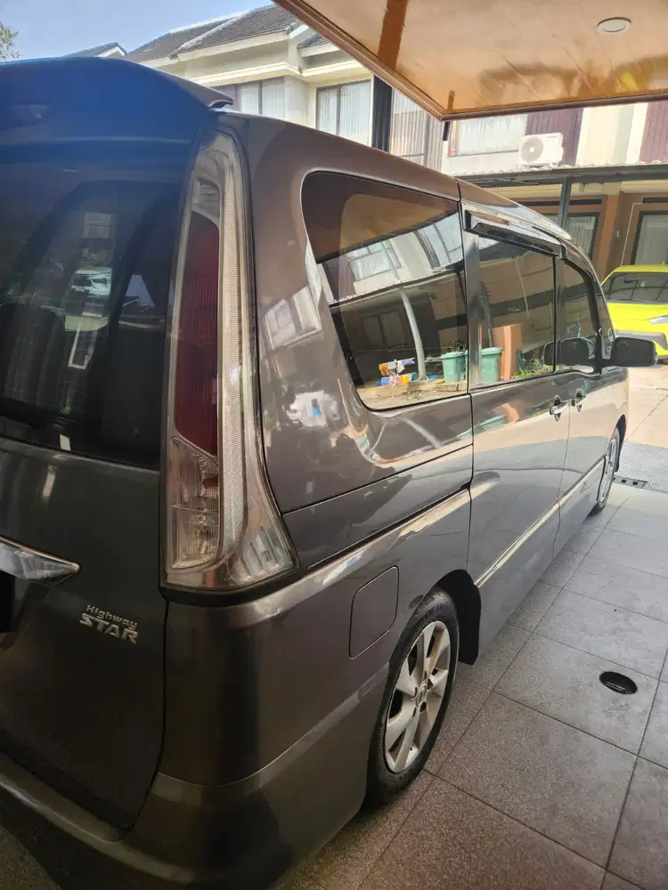Nissan Serena 2013 Bensin