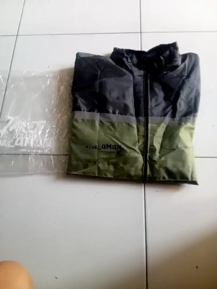 jaket hadiah hinda