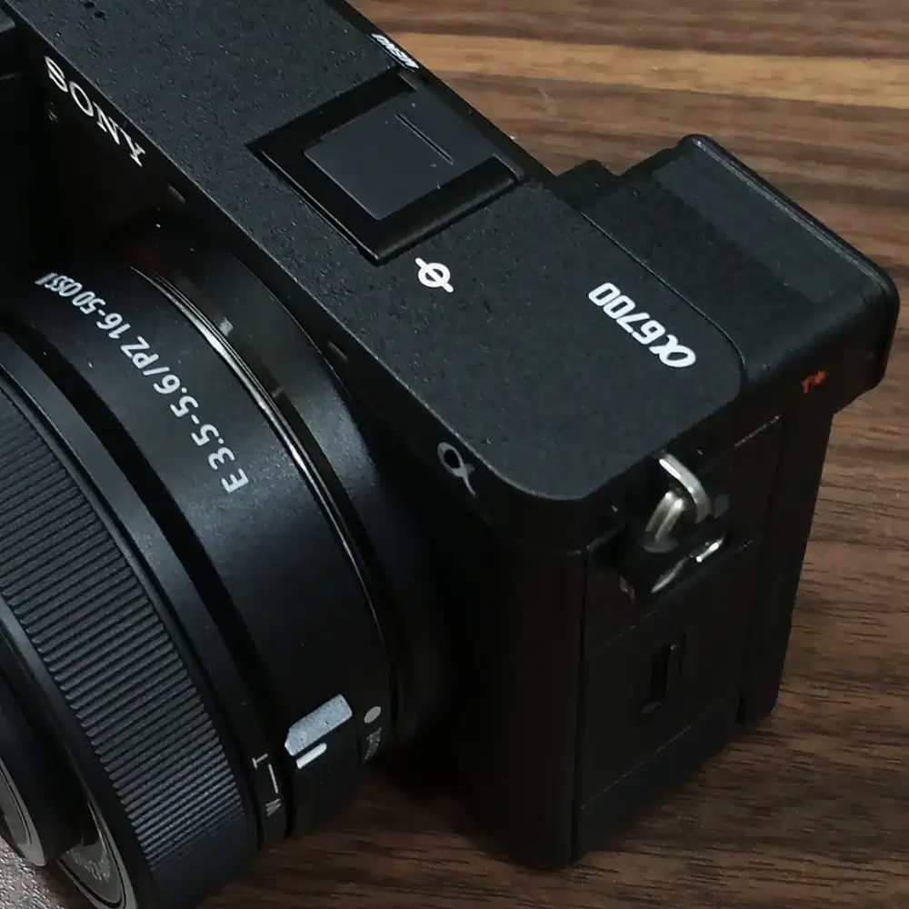KAMERA MIRORRLESS SONY A6700 KIT LENS FULLSET BOX NEW