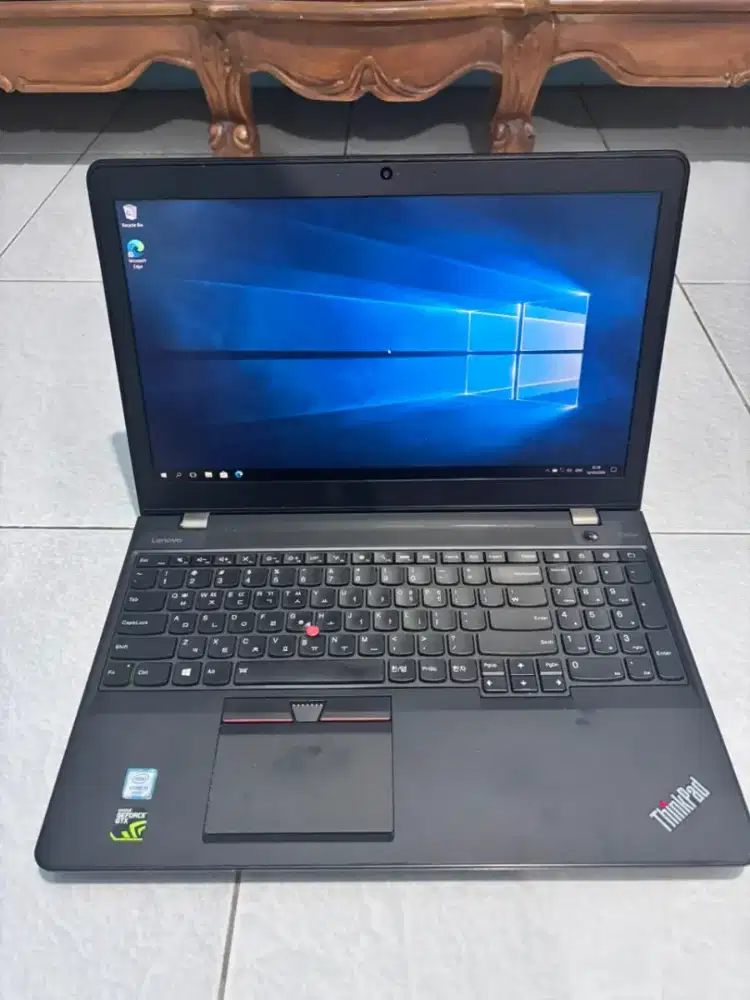 Laptop Lenovo E650P