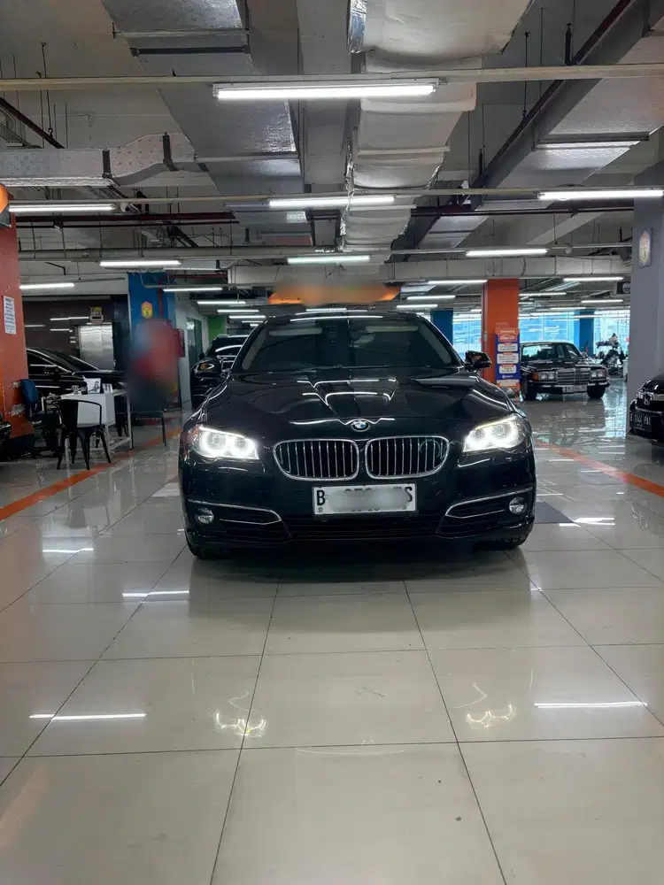 BMW 520i Luxury LCI Facelift F10 2015