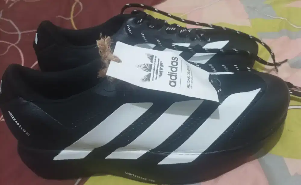 Sepatu Adidas Adizero