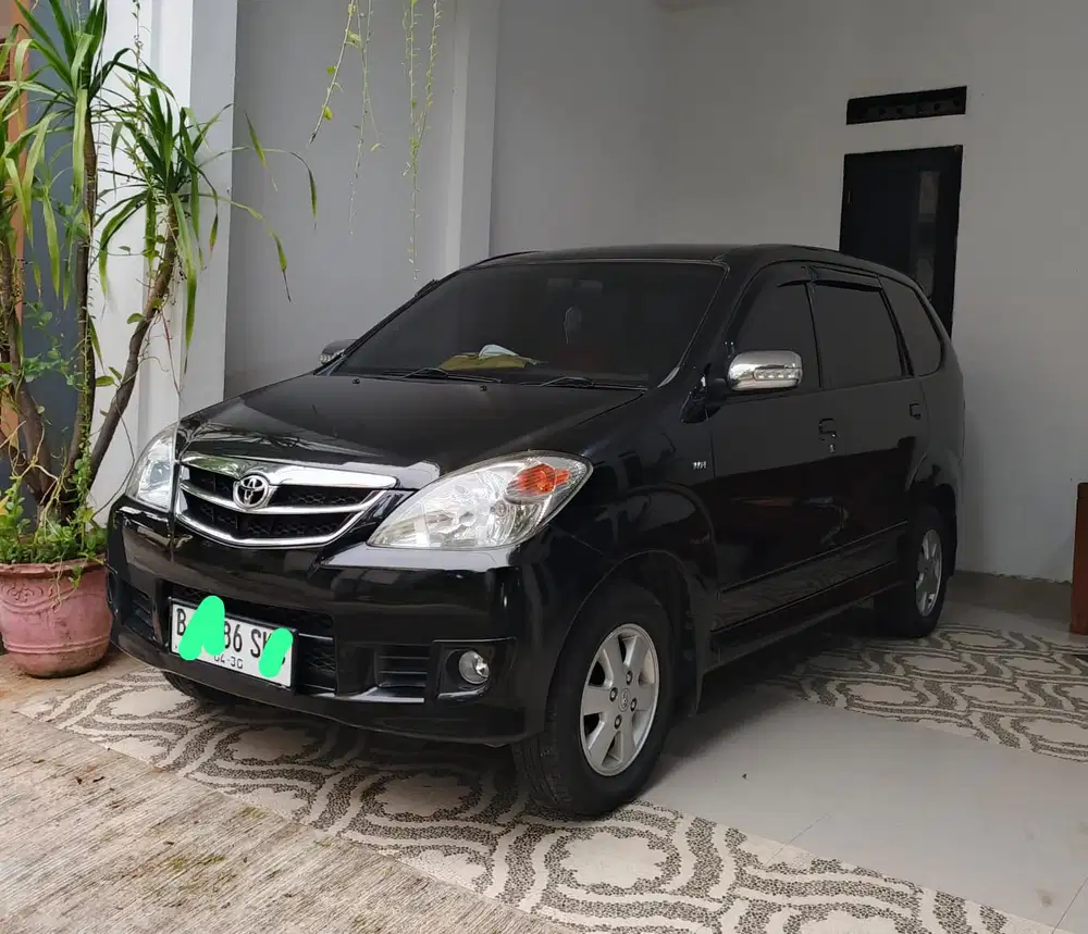 Toyota Avanza 2010 Bensin