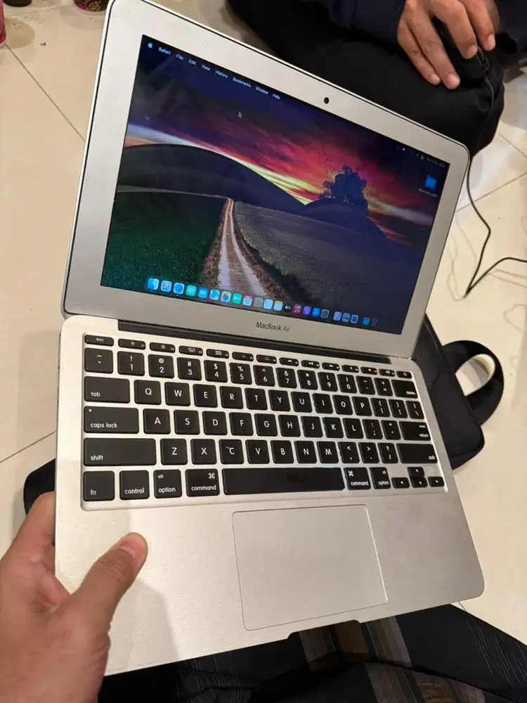 Macbook air 2015  11 inch mulus
