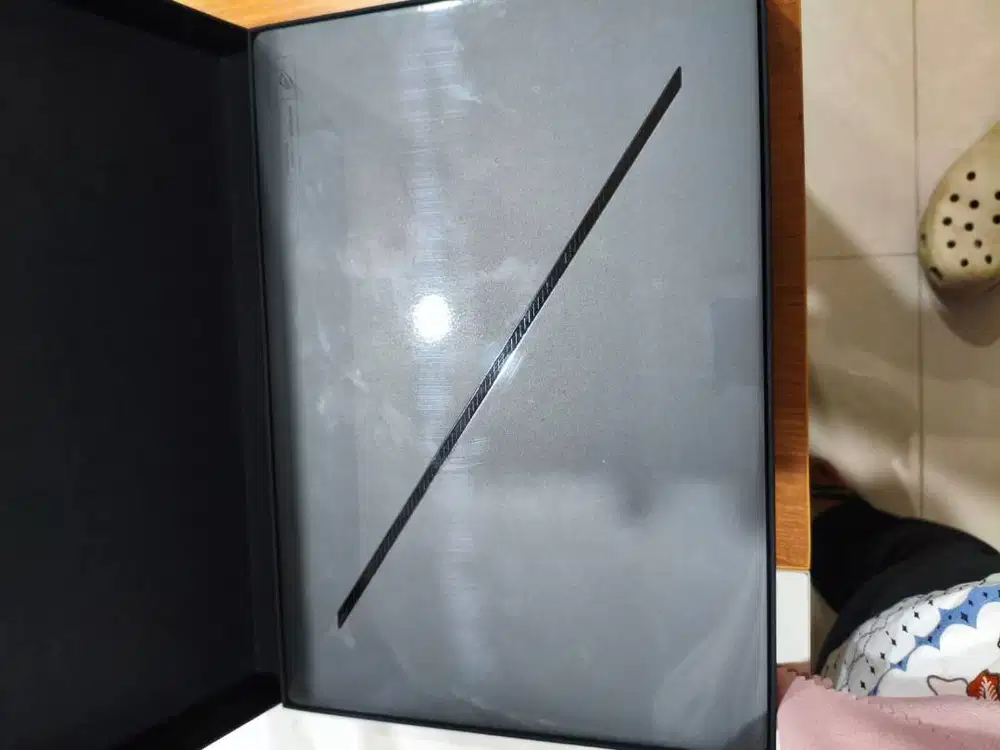 ASUS ROG ZEPHYRUS G16 2025 OLED GU605CM ULTRA 9 285H RTX5060 8GB/ 32GB