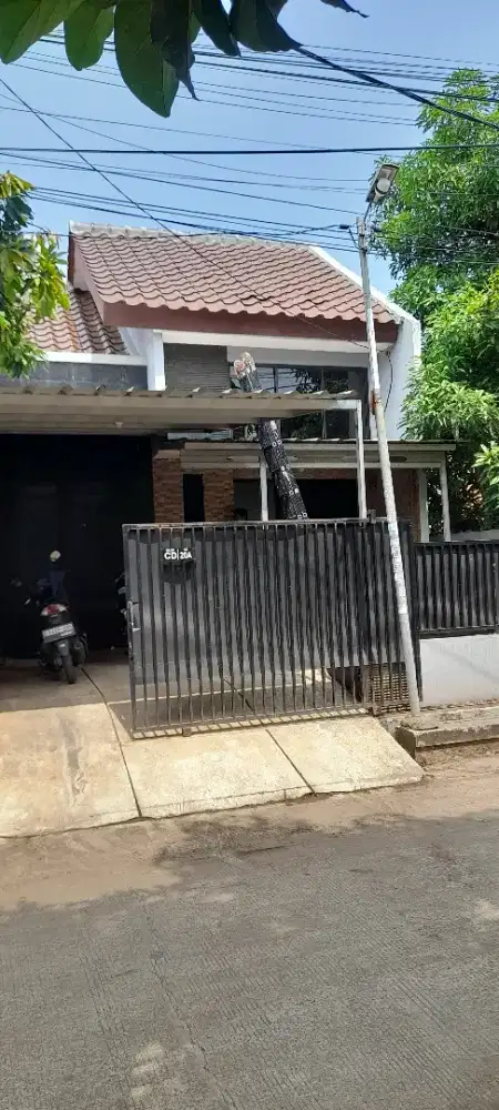 Rumah dijual kavling deplu cipadu