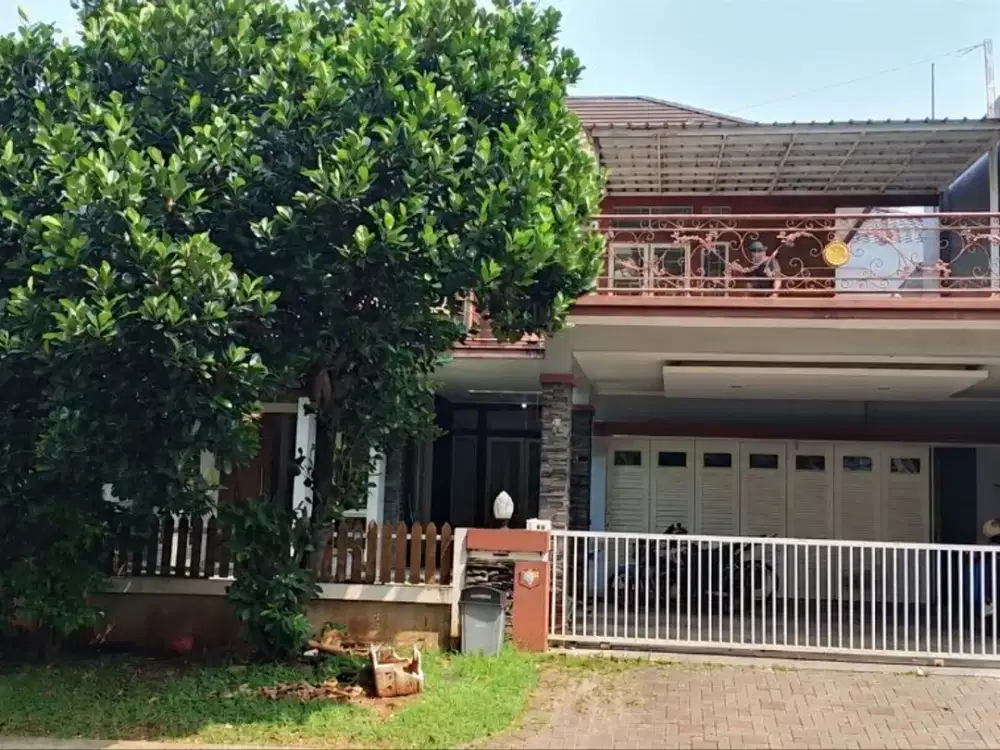 Disewakan Rumah Mewah & Luas di Livingston Boulevard Kota Wisata Cibubur – 2 Lantai, LT 330 m², Lokasi Premium!