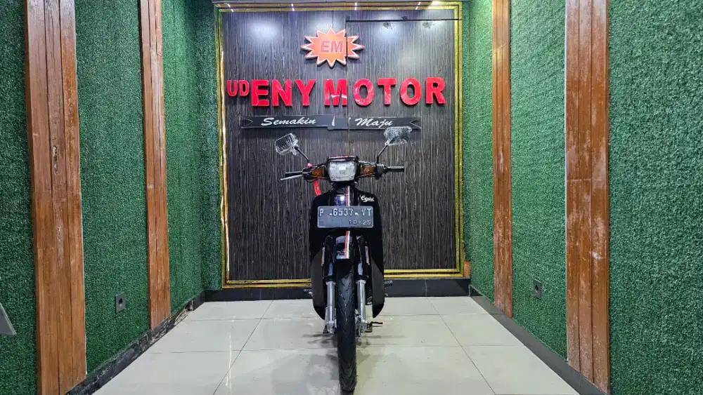 UD ENY MOTOR- SUZUKI CYRISTAL TAHUN 2000 ISTIMEWA