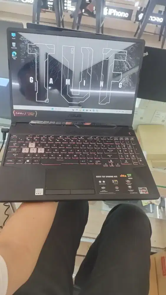Laptop Asus tuf Ryzen 7