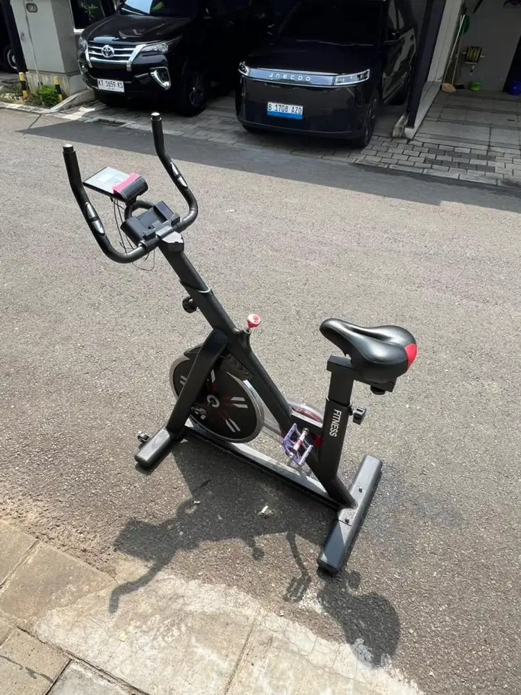 Sepeda Statis i-reborn seperti baru
