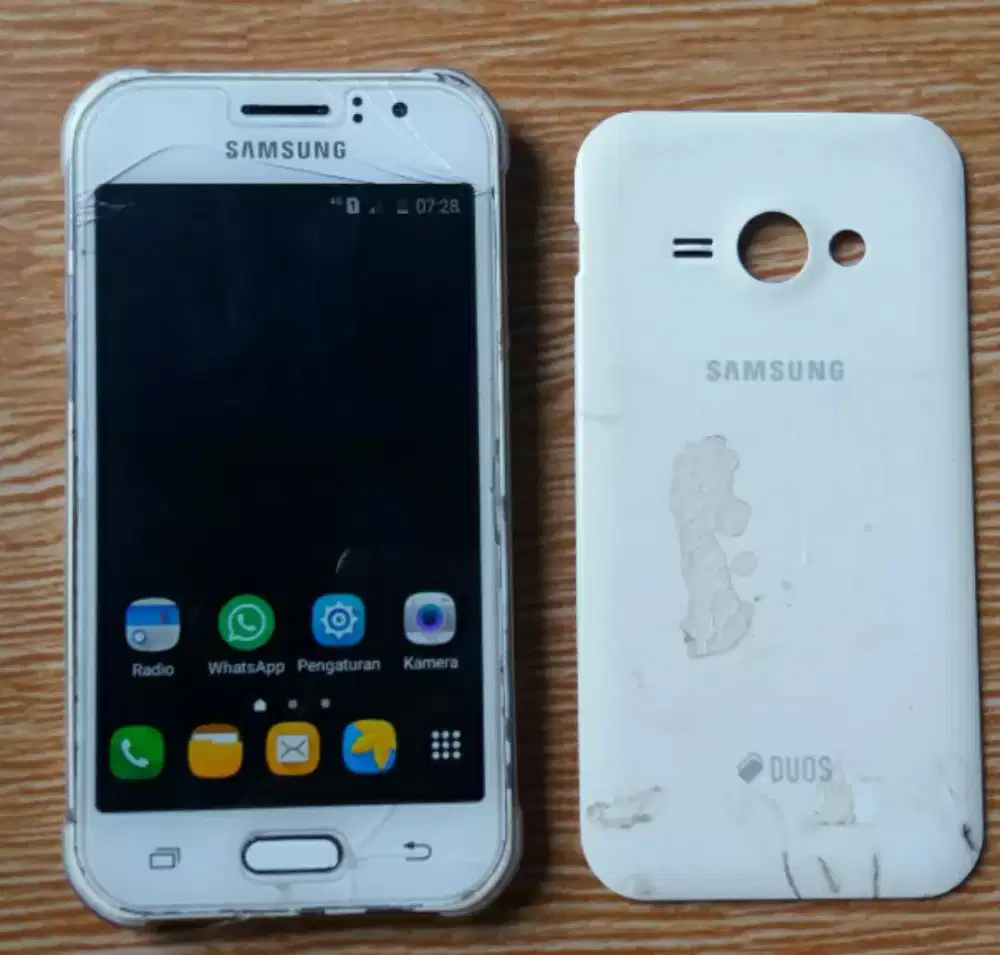 Samsung galaxy J1 ace.4g.masih bisa watsap