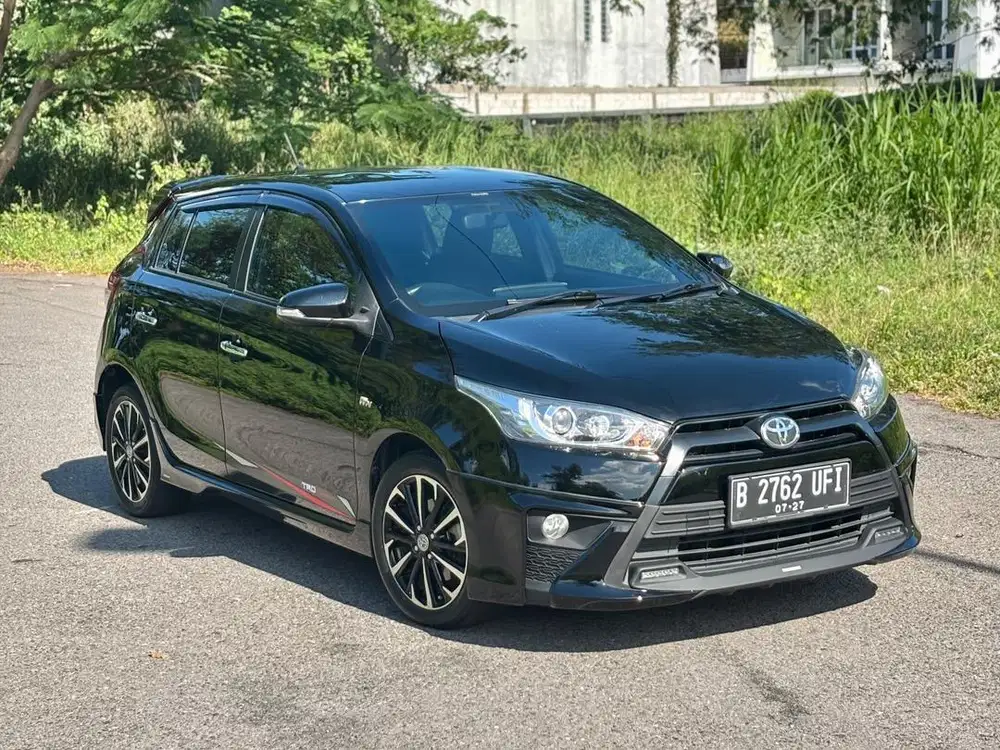 TOYOTA YARIS S TRD 1.5 A/T 2017 LELE TRD SPORTTIVO KM RENDAH ISTIMEWAH