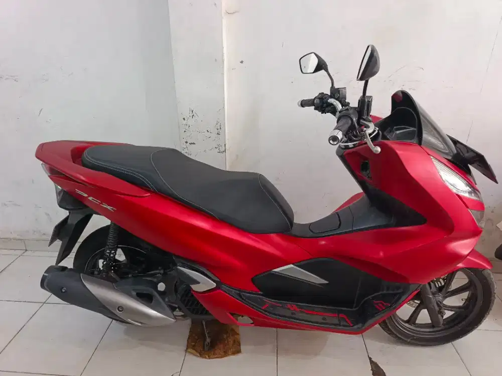 Jual beli PCX th2020 samping kompelik Andika hairi motor bjm