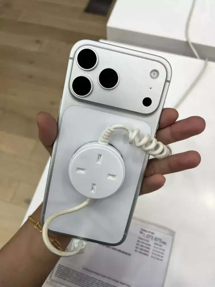 Kredit iPhone 17 Promax 256Gb Resmi iBox