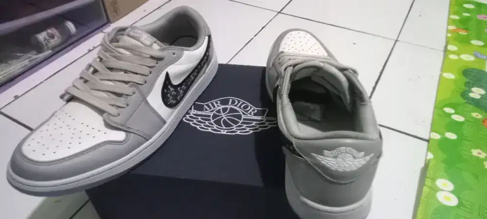 Sepatu bekas rasa baru. Dari puasa sampai skrng baru 5 x pake
