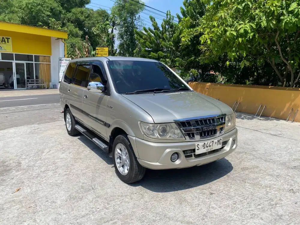 Isuzu panther LS 2.5 Turbo 2012 didik bisa tukar tambah sekoto kediri