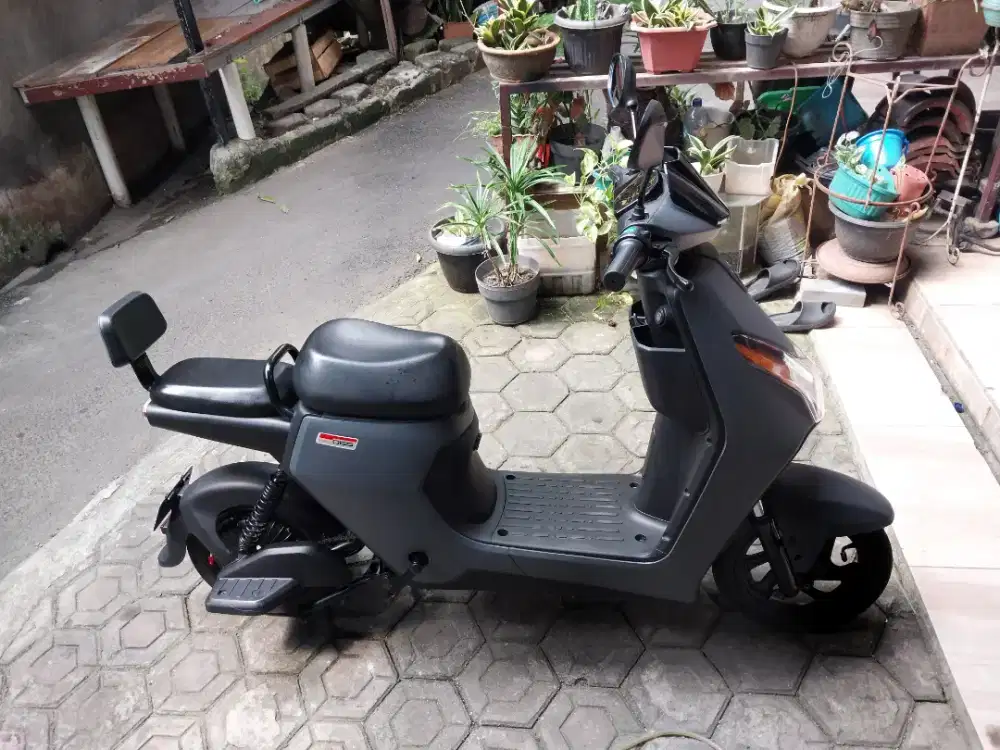 Sepeda listrik uwinfly D65