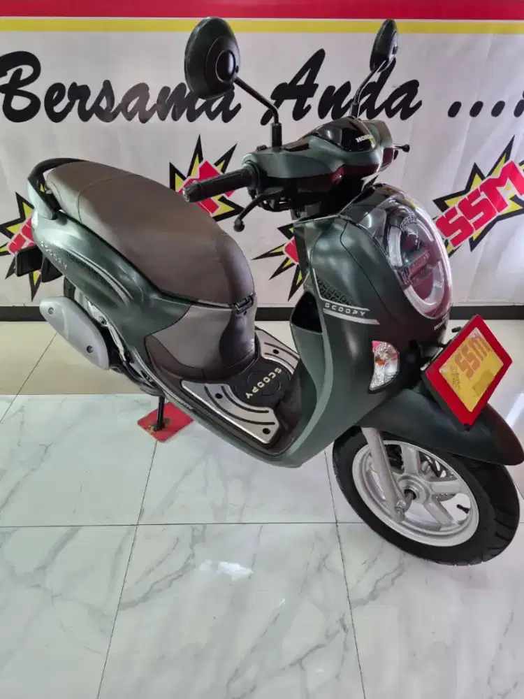 New Scoopy prestige keyless 2024 plat L istimewa
