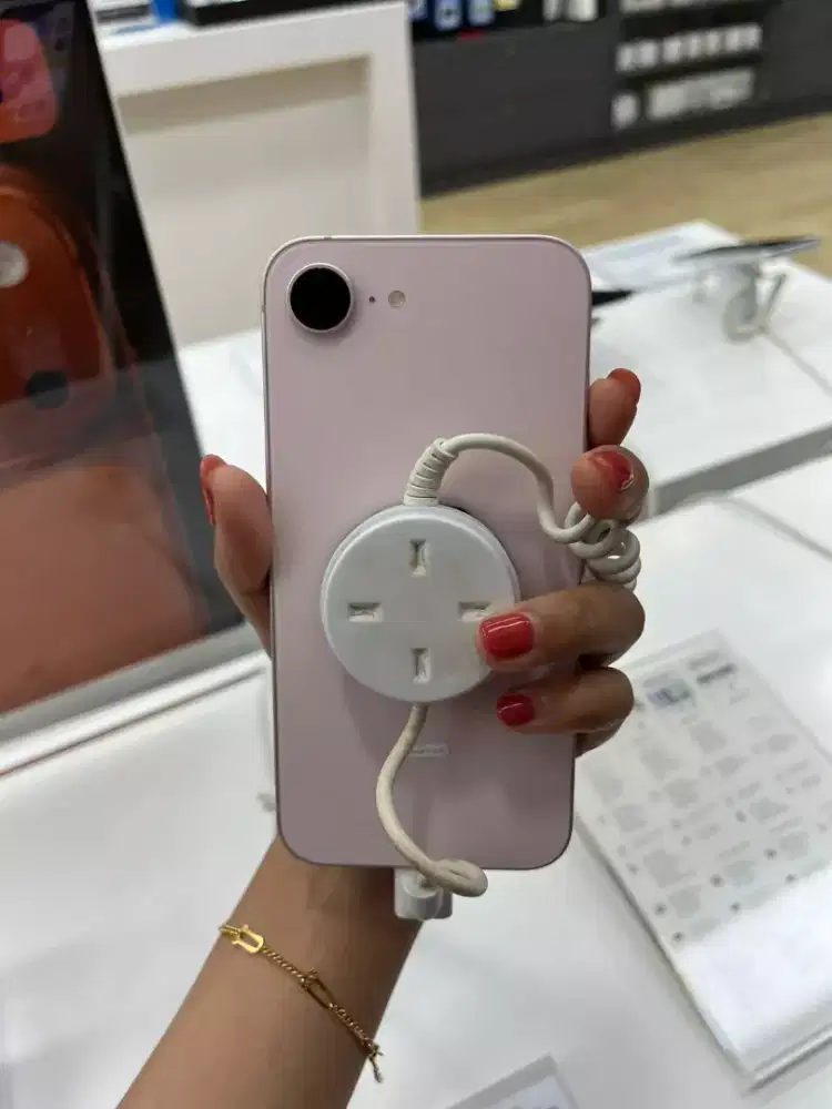 Kredit iPhone 17E Resmi iBox cicilan tanpa kartu kredit