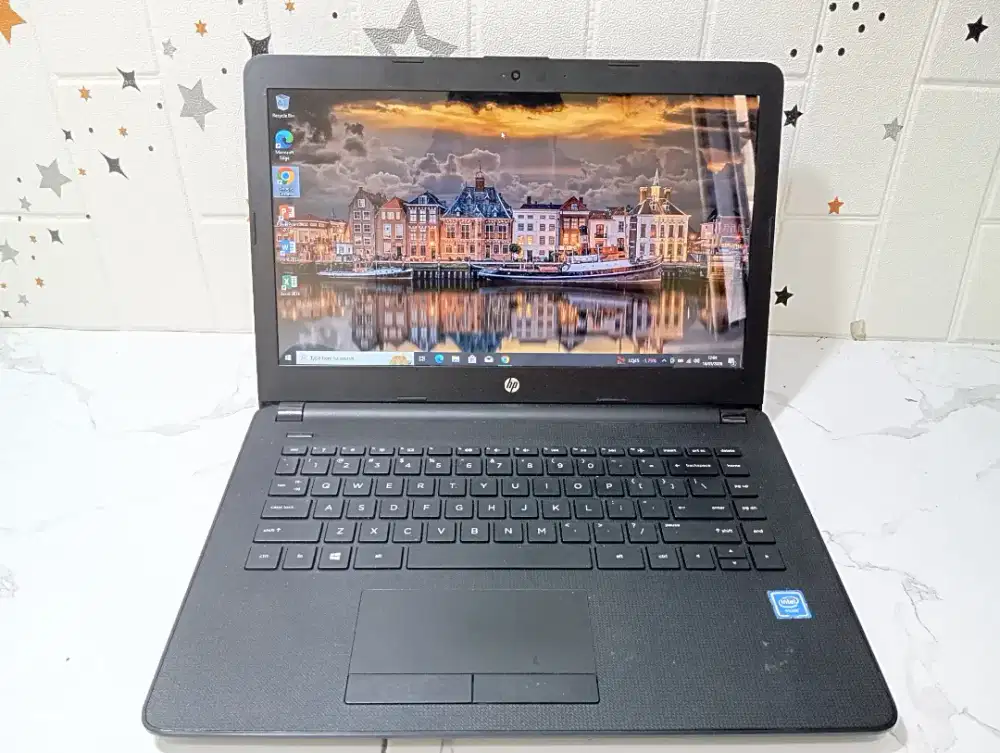 Jual laptop hp 14 Intel Celeron ram 4 GB SSD 128