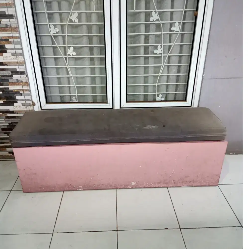 BANGKU SOFA CUSTOM EX CAFE