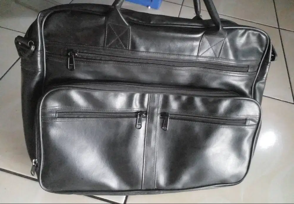 Briefcase Tas Kulit Hitam Selempang | Tas Kantor | Laptop Bag