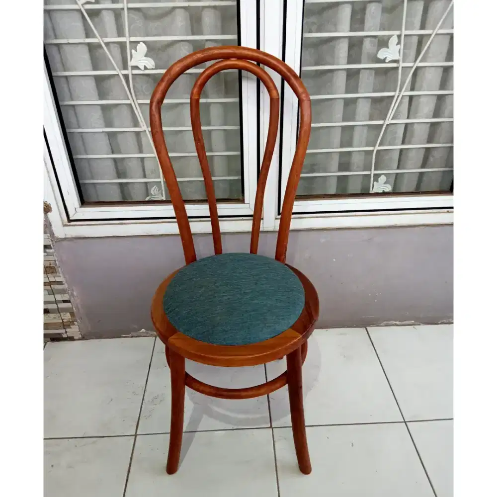 KURSI CAFE/ KURSI SERBAGUNA