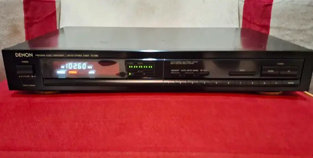 Tuner digital Denon TU-460