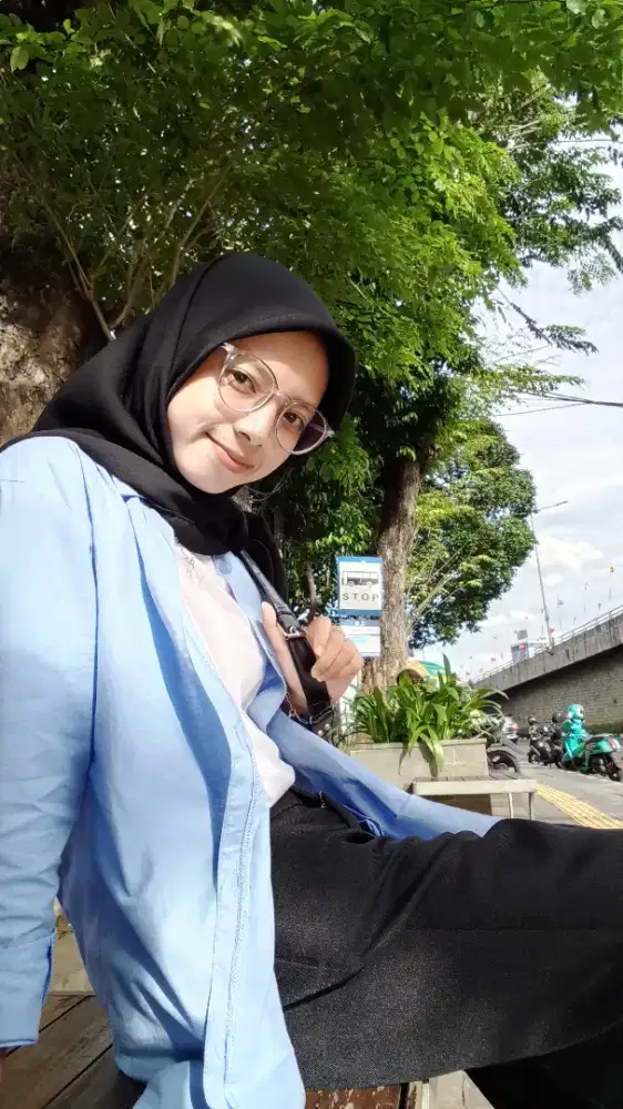 Info loker yang halal, tidak untuk pialang apalagi sales