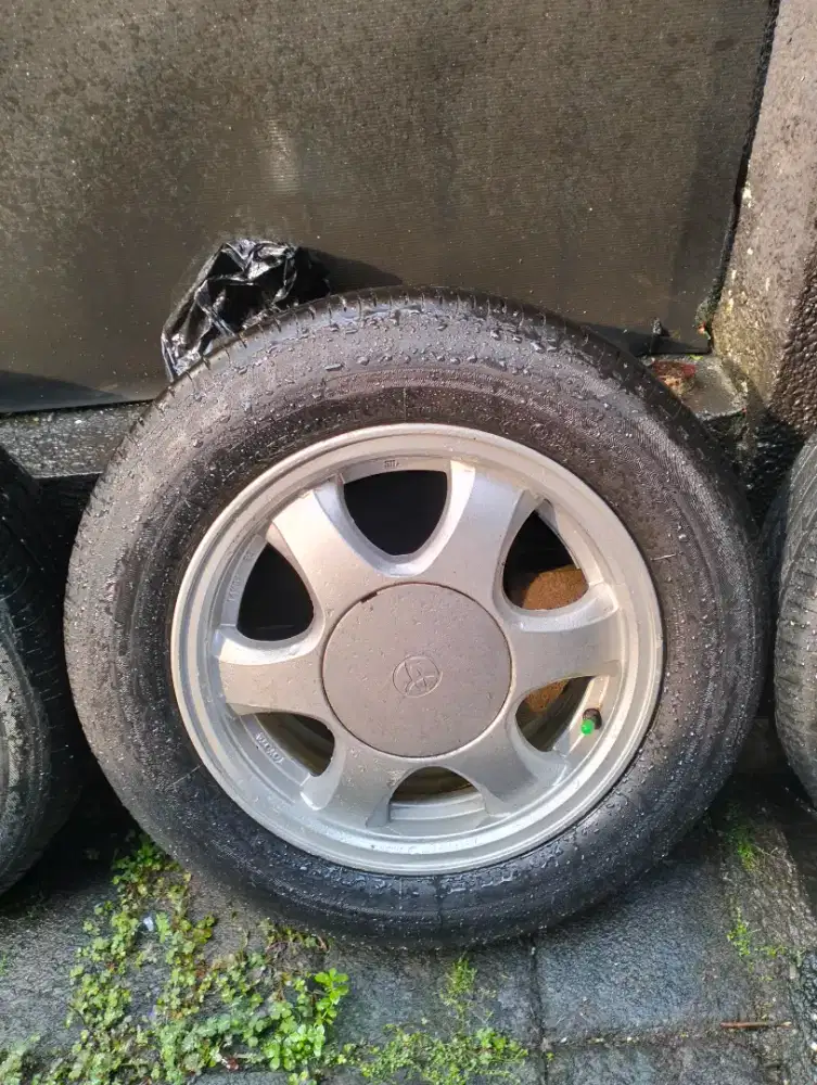 Velg Toyota Soluna ( OEM ) R14