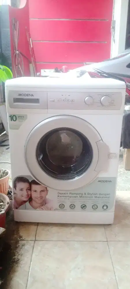 Mesin cuci front loading Modena 7 kg