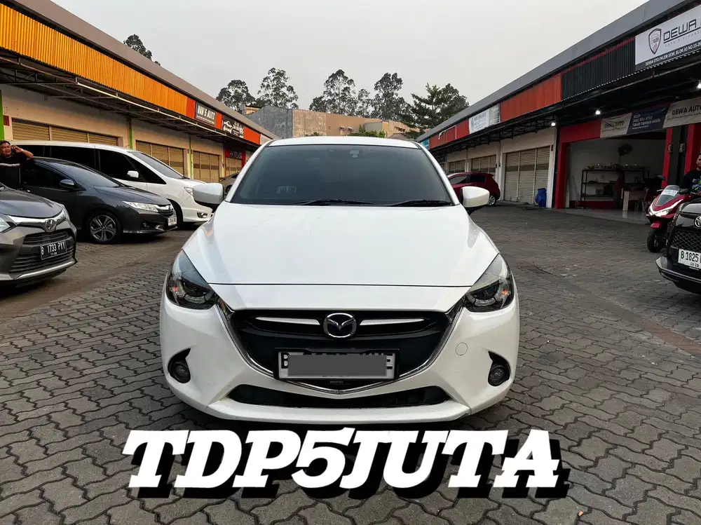 MAZDA 2 GT AT HB 2016 SKYACTIVE FACELIFT WHITE EDITION