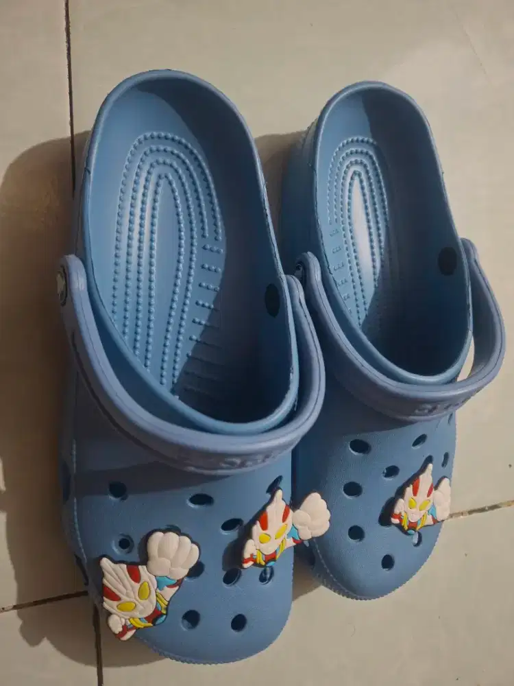 Crocs ori M9 baru