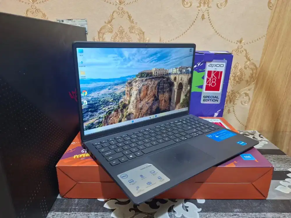 Laptop Dell Inspiron 15 3511 - Core i3-1115G4 -4GB -SSD 256GB -