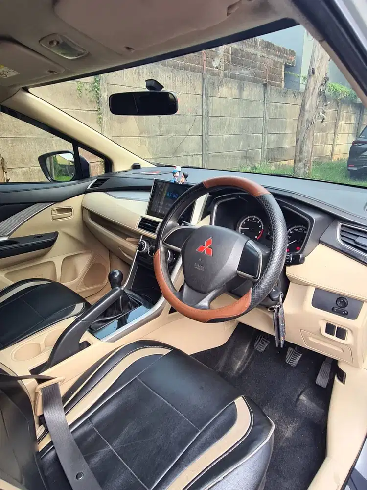 Mitsubishi xpander 2018 ss lengkap pajak hidup Mobil siap pakai minus