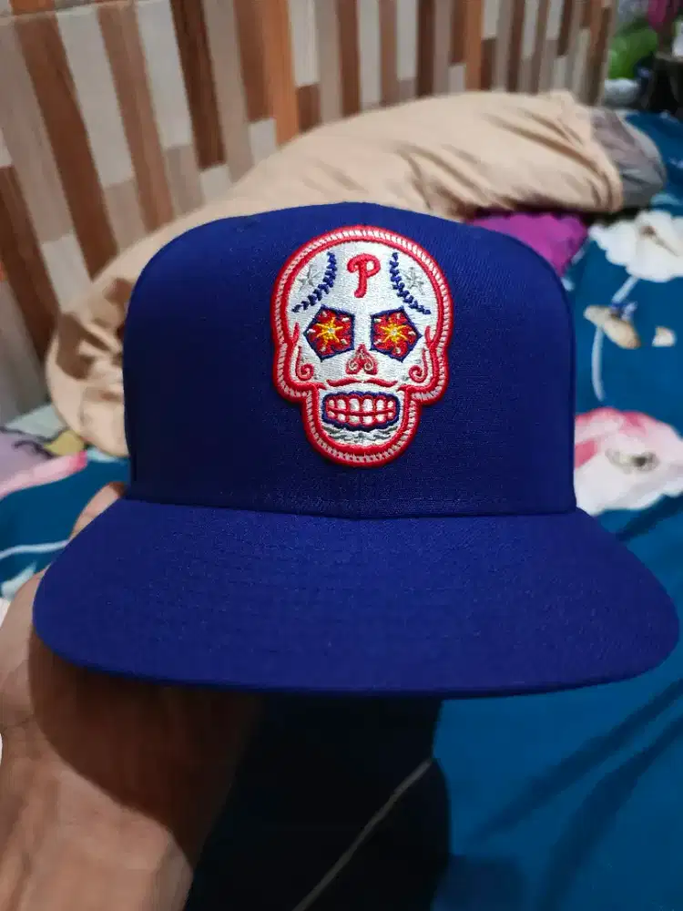 Topi new era skull