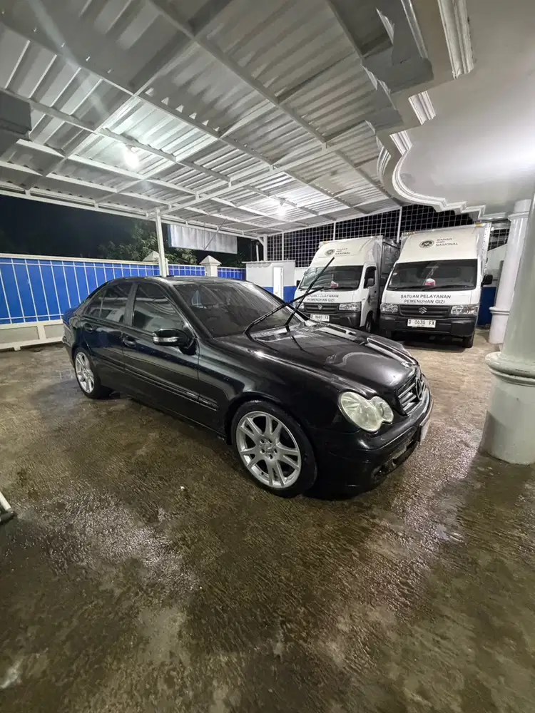Mercedes-Benz C230 2007 Bensin