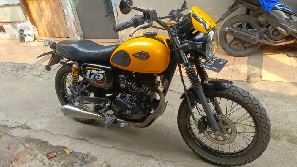 Kawasaki W175 cafe