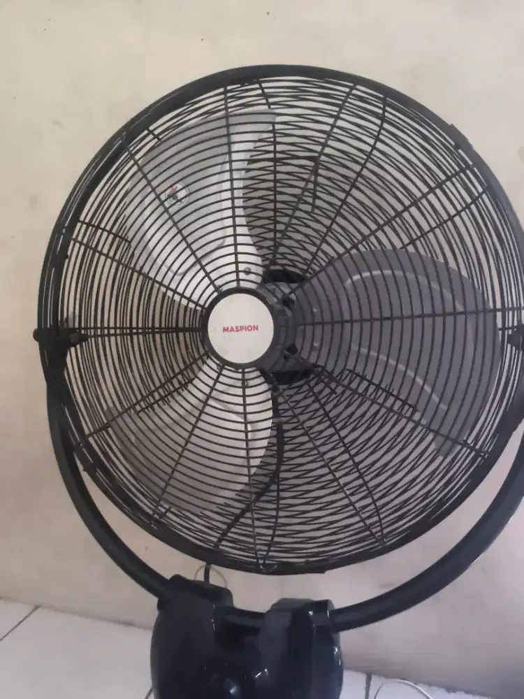 Kipas Maspion   v