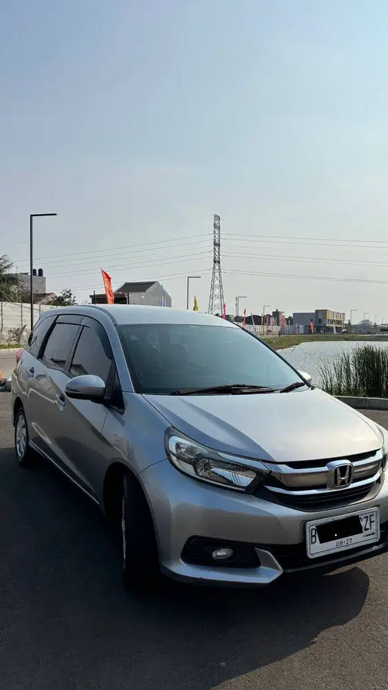 HONDA MOBILIO E CVT 2017