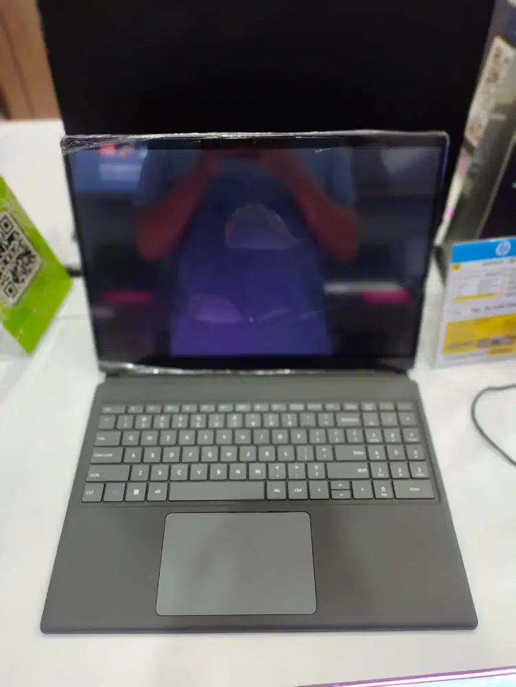 Advan Evo-X 16 2in1 Intel i3-1215U 12GB SSD 512GB 16′′ 2.5K W11