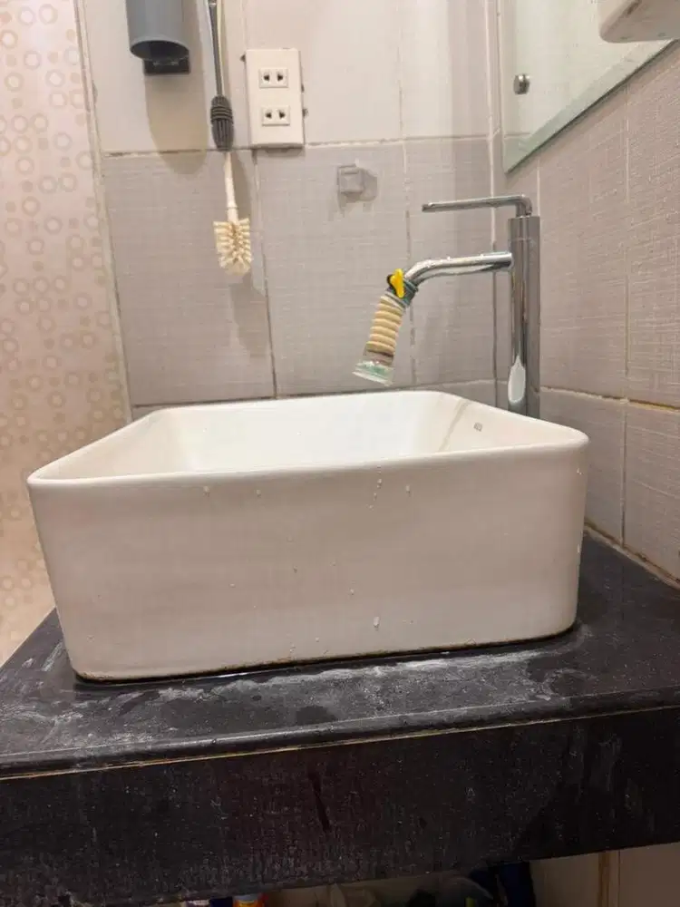 Wastafel cuci tangan