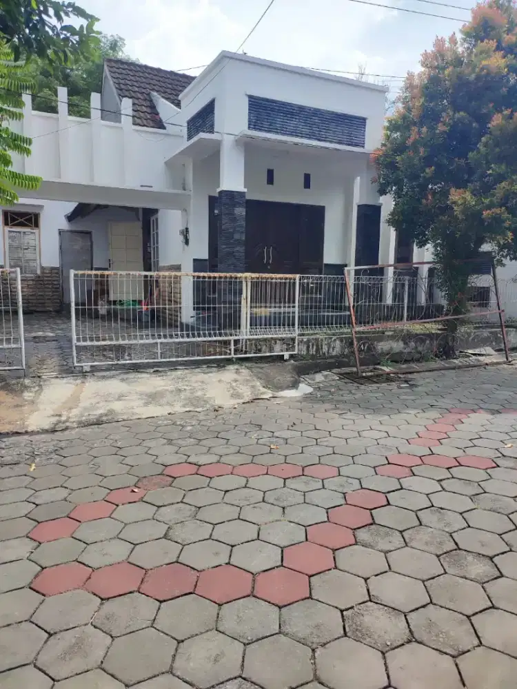 Rumah Di Perumahan dekat ke kampus UII jalan Kaliurang KM 14 Sleman