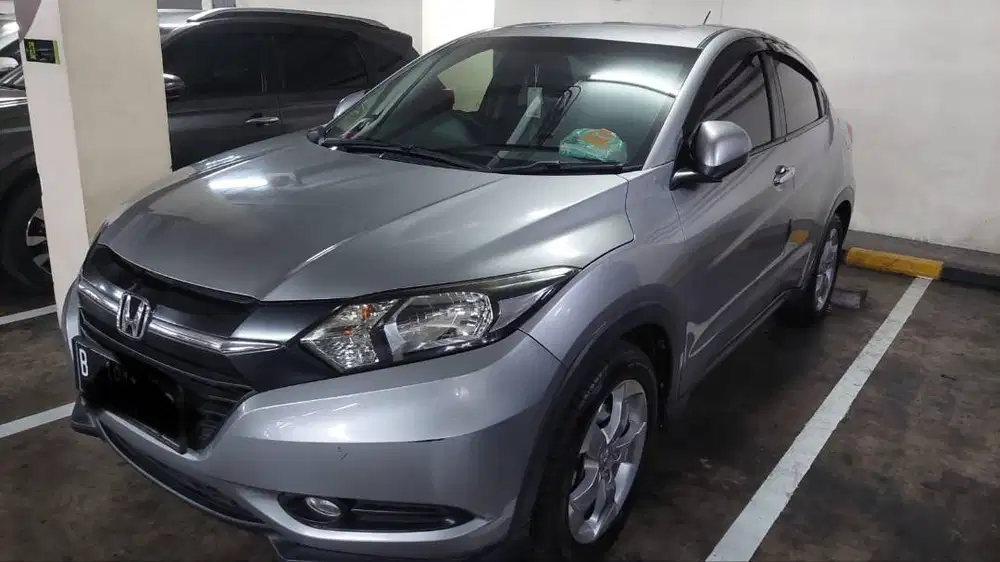 Dijual mobil murah Honda HR-V th 2017