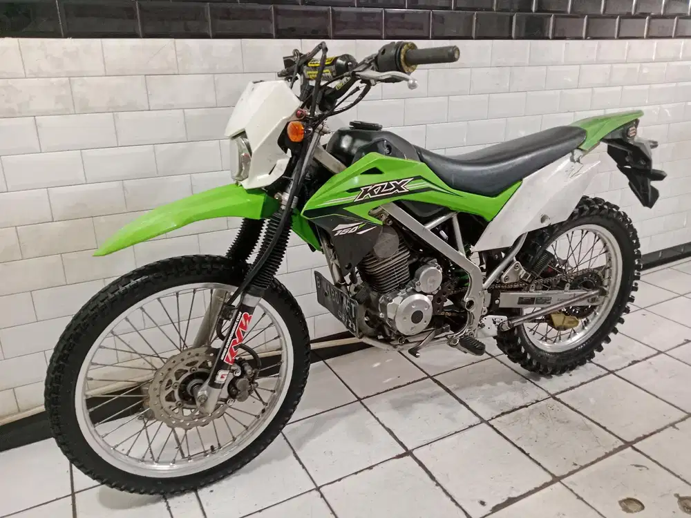 Klx tahun 2018 orisinil bagus
