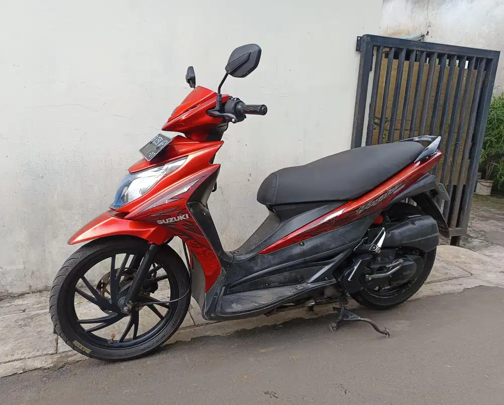 Di jual cepat suzuki hayate 125cc 2011 siap pakai