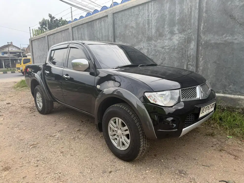 TRITON GLS 4x4 MANUAL 2010