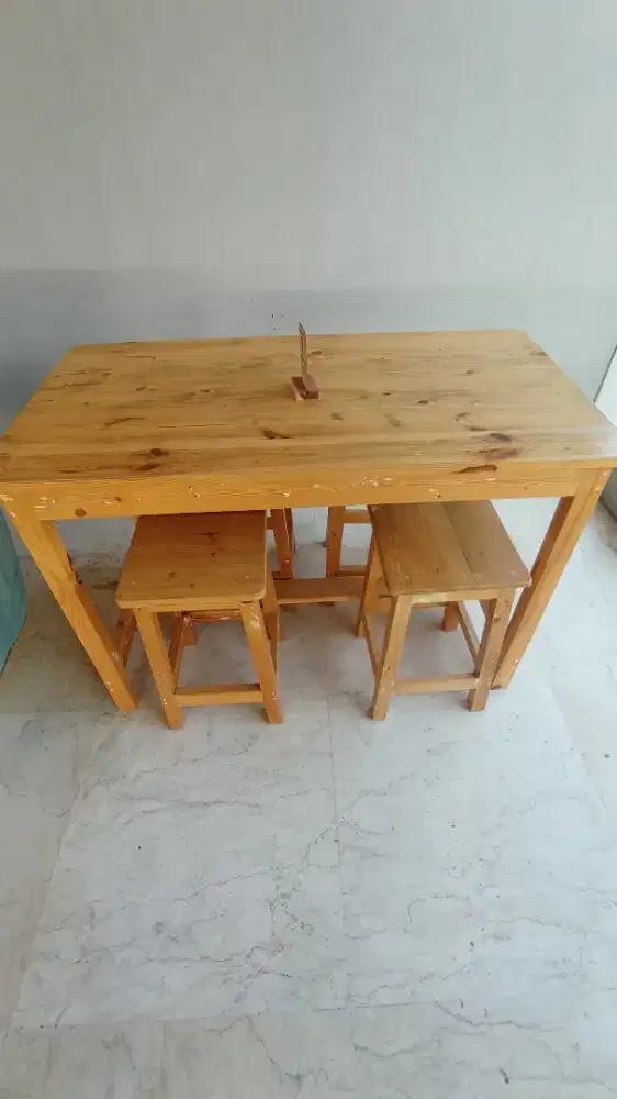 Dijual meja kursi ex cafe