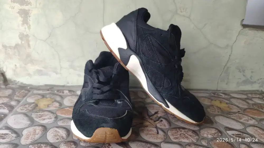 Puma trinomic size 39